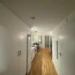 Elegant Och Helt Nyproducerad!