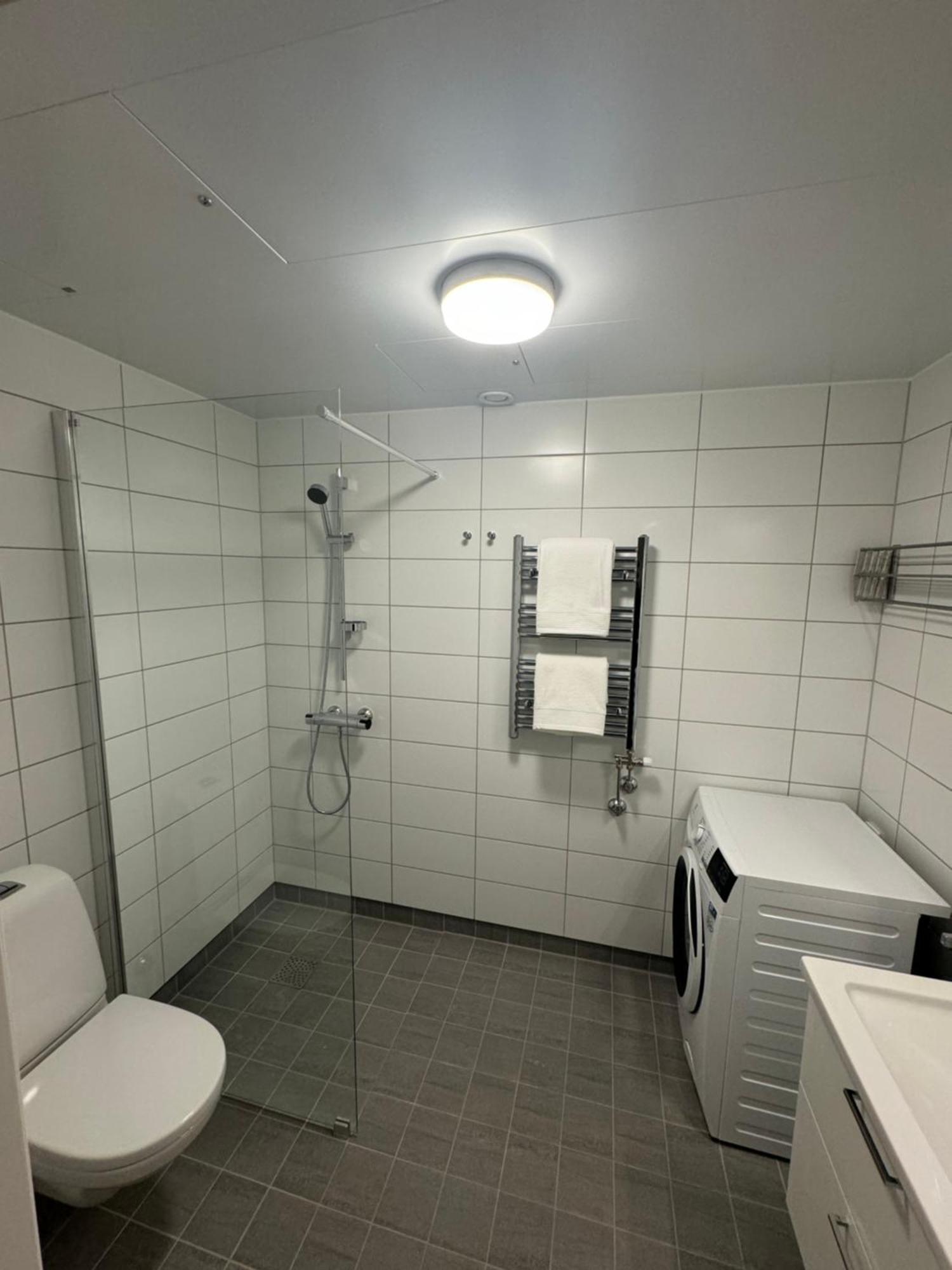 Elegant Och Helt Nyproducerad!